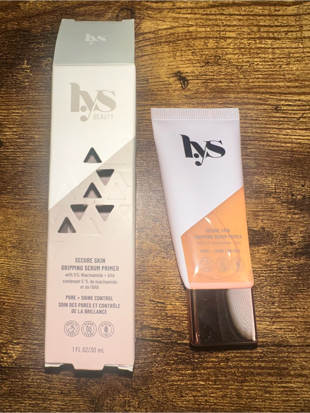 NIB LYS BEAUTY Secure Skin Gripping Serum Primer
